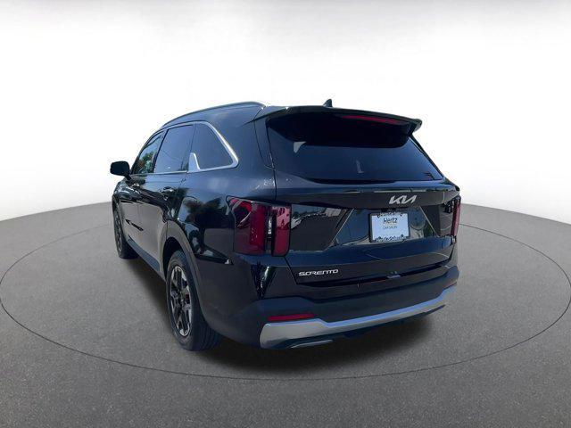 used 2024 Kia Sorento car, priced at $28,368