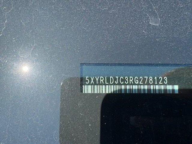 used 2024 Kia Sorento car, priced at $28,243