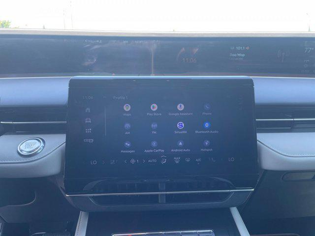used 2024 Lincoln Nautilus car, priced at $46,286
