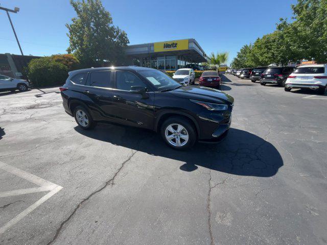 used 2023 Toyota Highlander car, priced at $31,682