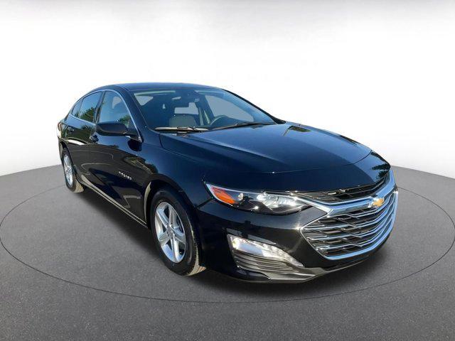 used 2024 Chevrolet Malibu car, priced at $19,433