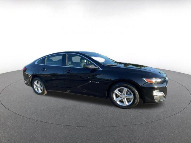 used 2024 Chevrolet Malibu car, priced at $19,433
