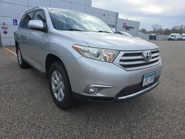 used 2013 Toyota Highlander car, priced at $17,488