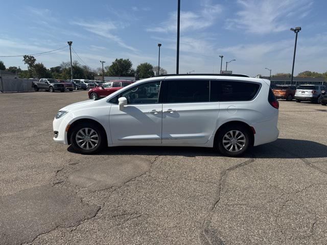 used 2017 Chrysler Pacifica car, priced at $11,988