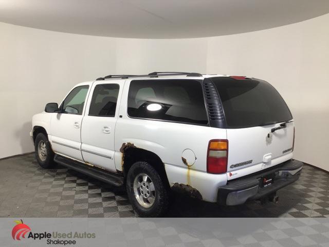 used 2002 Chevrolet Suburban car, priced at $1,944