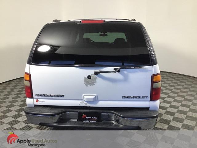 used 2002 Chevrolet Suburban car, priced at $1,944