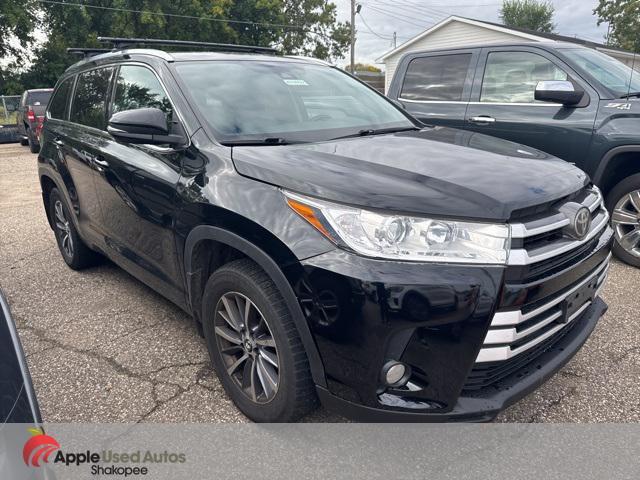 used 2017 Toyota Highlander car, priced at $22,488
