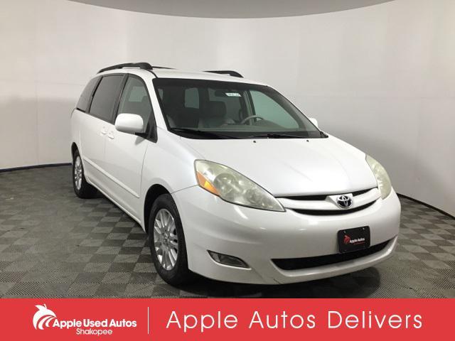 used 2007 Toyota Sienna car, priced at $5,244