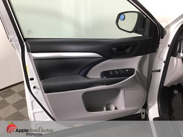 used 2017 Toyota Highlander car, priced at $20,499
