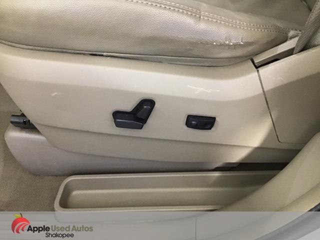 used 2015 Chrysler Town & Country car, priced at $3,944