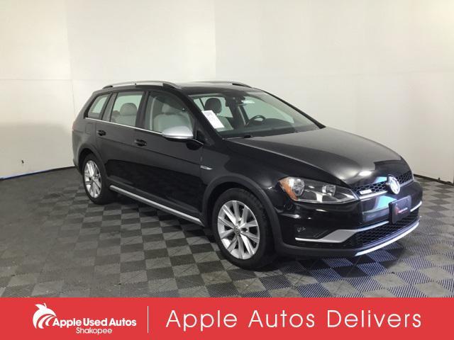 used 2017 Volkswagen Golf Alltrack car, priced at $14,999