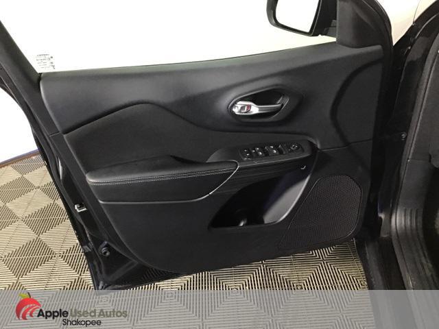 used 2016 Jeep Cherokee car, priced at $9,250