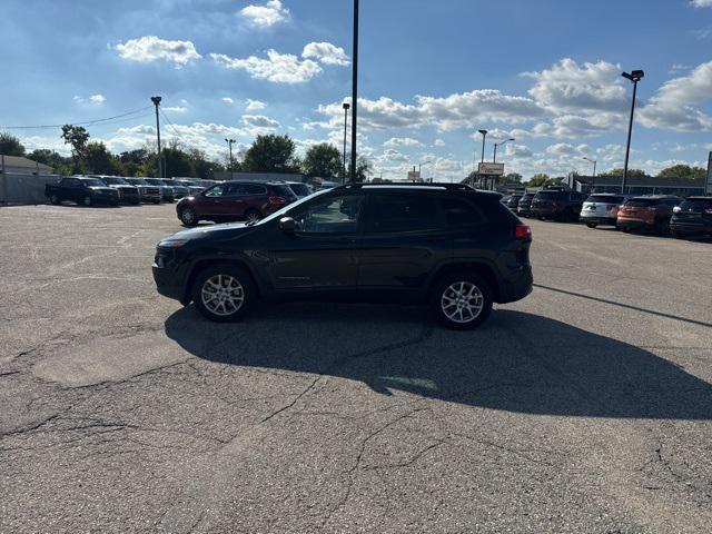 used 2016 Jeep Cherokee car, priced at $9,250