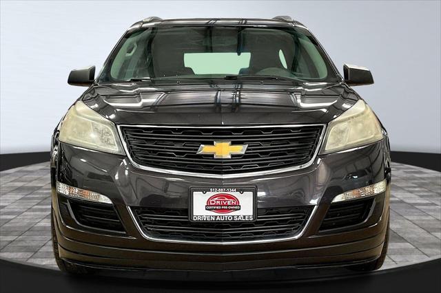 used 2015 Chevrolet Traverse car, priced at $9,995