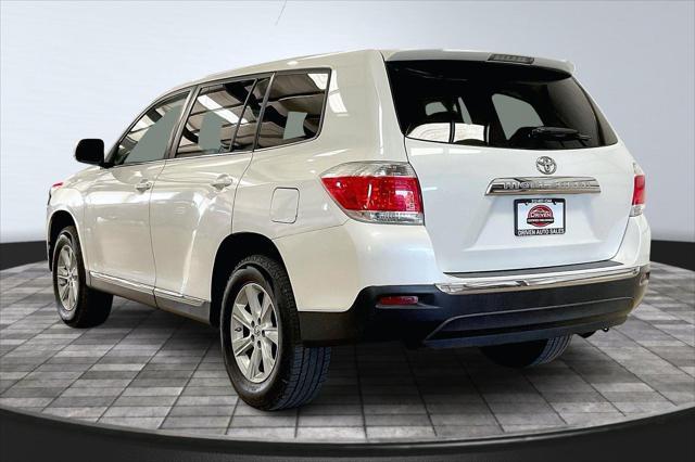 used 2013 Toyota Highlander car, priced at $8,995