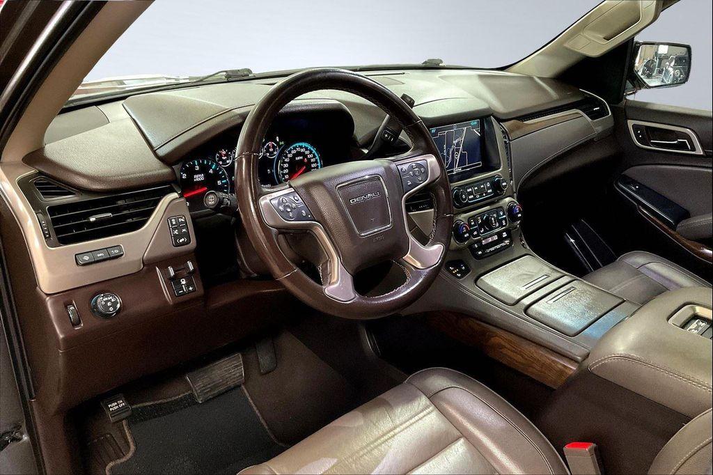 used 2019 GMC Yukon car, priced at $31,295