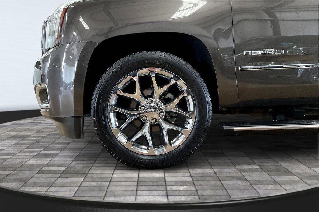 used 2019 GMC Yukon car, priced at $31,295