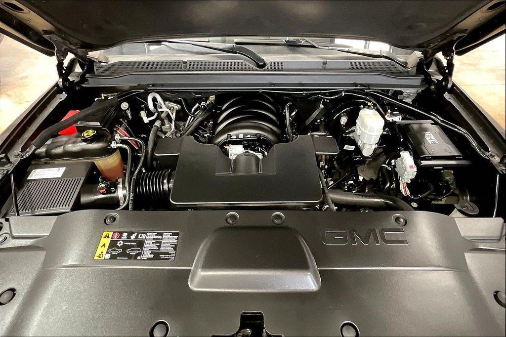 used 2019 GMC Yukon car, priced at $31,295
