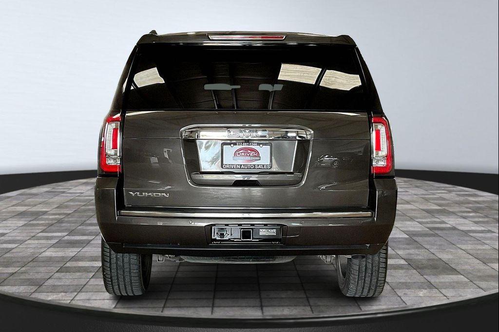 used 2019 GMC Yukon car, priced at $31,295