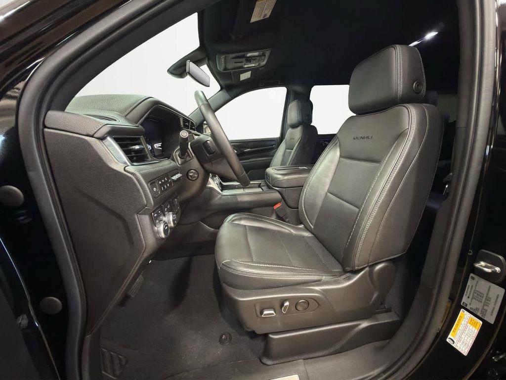 used 2022 GMC Yukon car, priced at $58,995