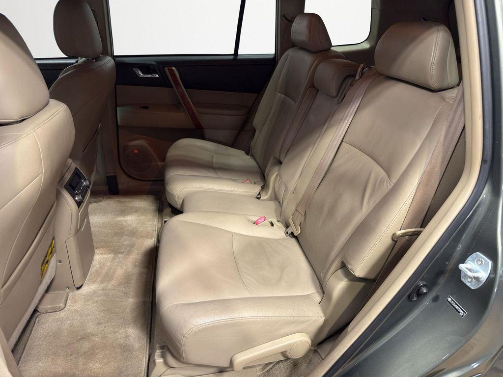 used 2009 Toyota Highlander car, priced at $7,995