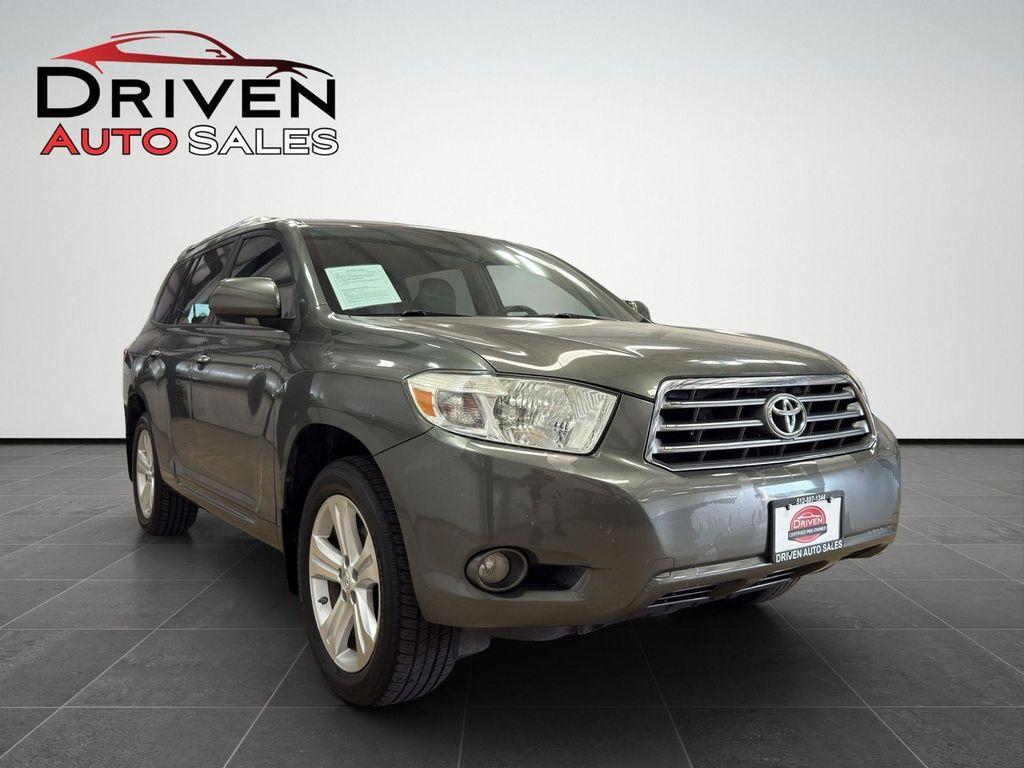used 2009 Toyota Highlander car, priced at $7,995