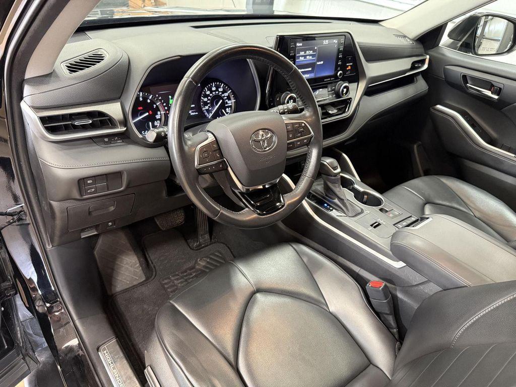 used 2020 Toyota Highlander car, priced at $24,695