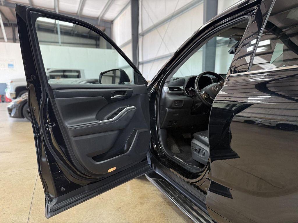 used 2020 Toyota Highlander car, priced at $24,695