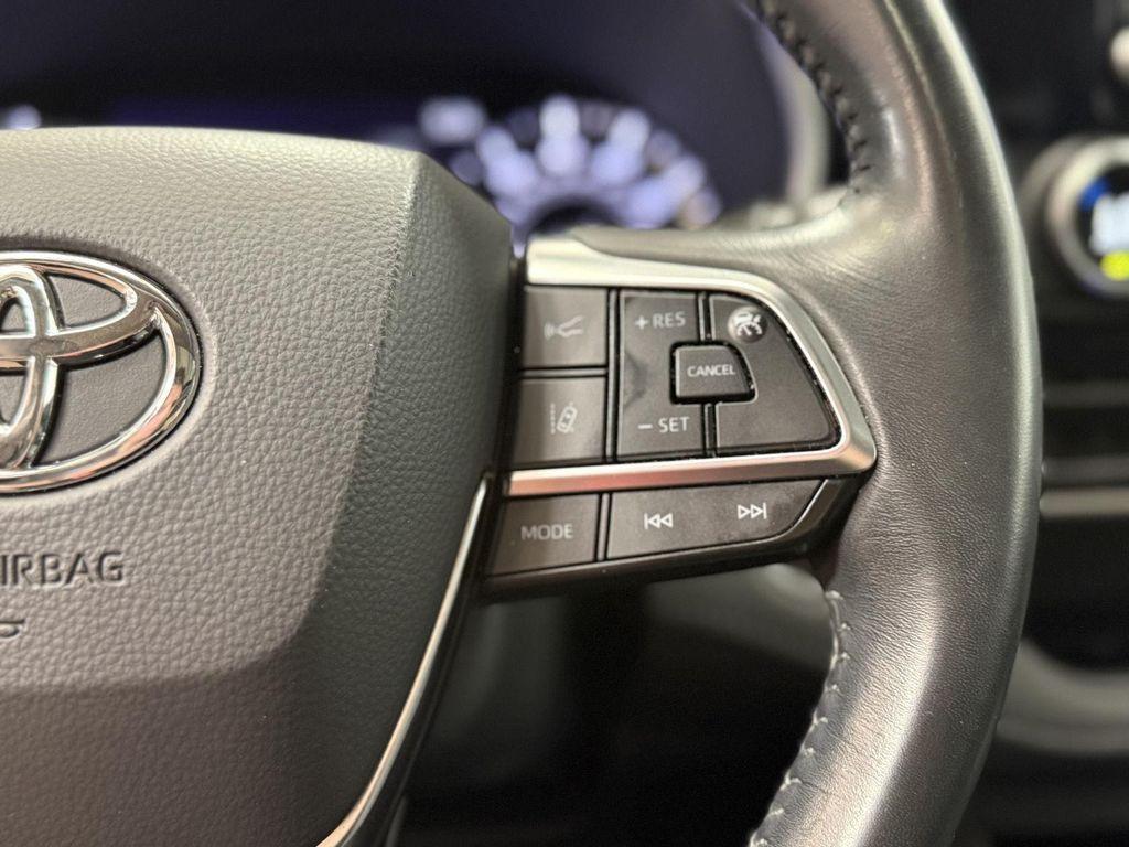 used 2020 Toyota Highlander car, priced at $24,695