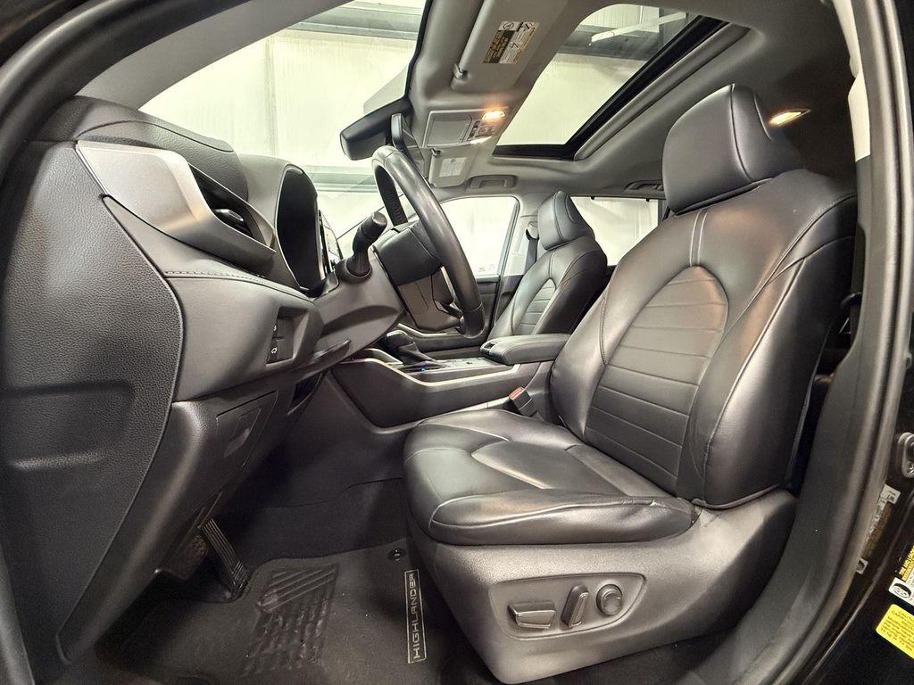 used 2020 Toyota Highlander car, priced at $24,695