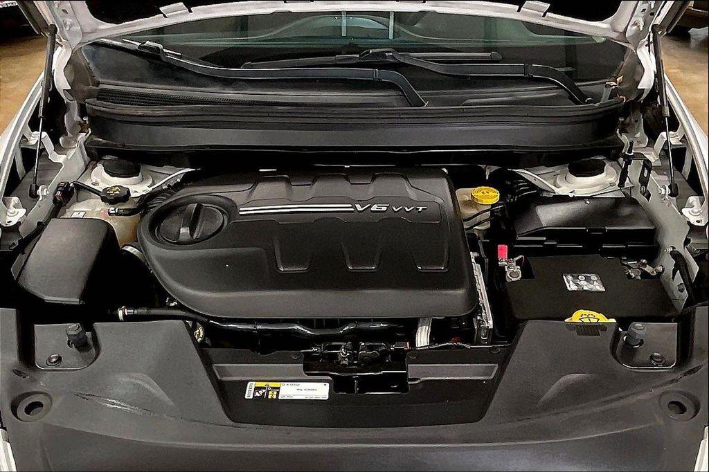 used 2016 Jeep Cherokee car, priced at $10,995