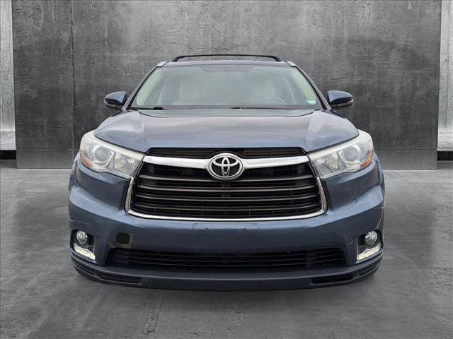 used 2014 Toyota Highlander car, priced at $17,793