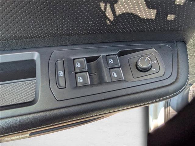 used 2025 Volkswagen Atlas car, priced at $32,998