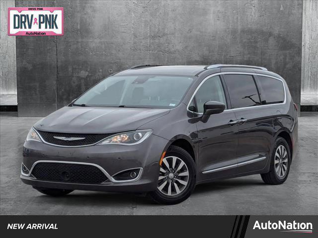 used 2020 Chrysler Pacifica car, priced at $24,321