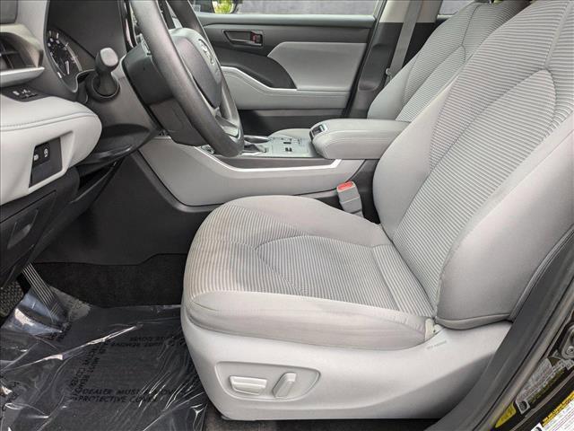 used 2023 Toyota Highlander car, priced at $33,477