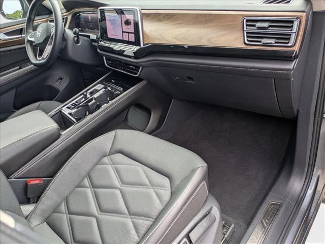 used 2025 Volkswagen Atlas car, priced at $33,498