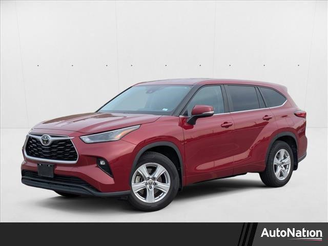 used 2023 Toyota Highlander car, priced at $34,980