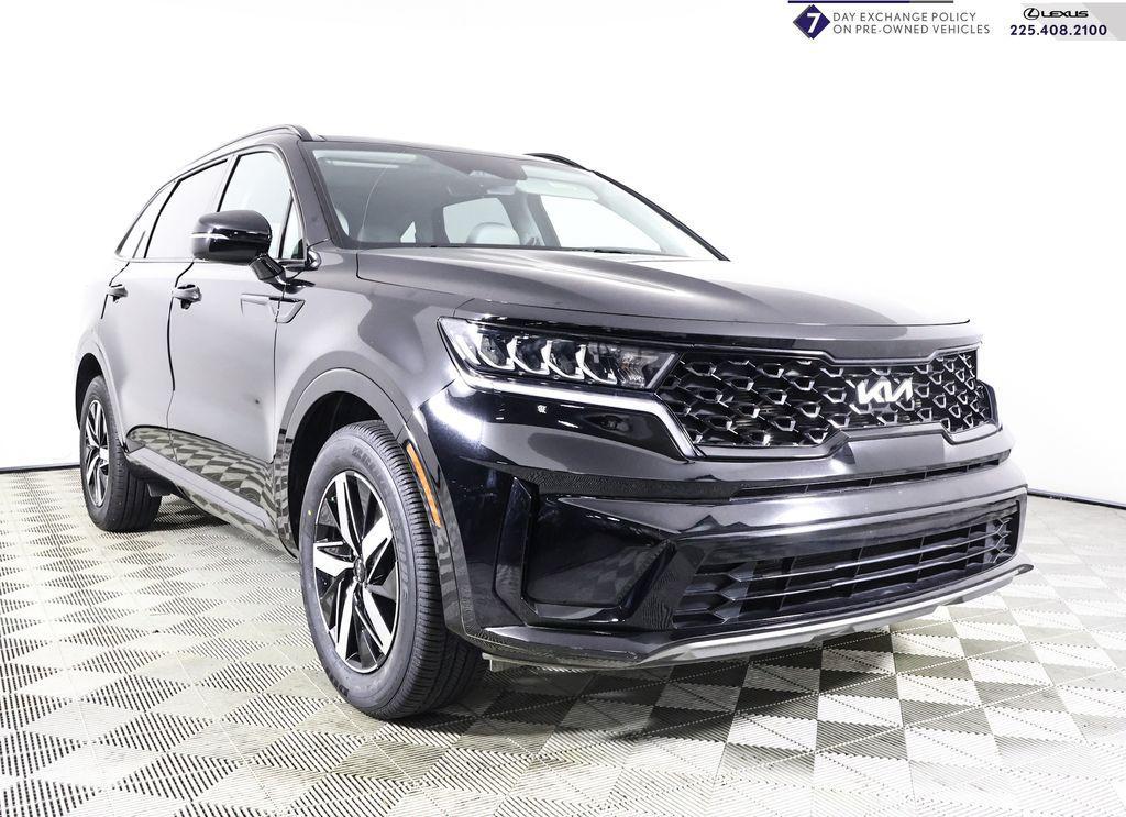 used 2023 Kia Sorento car, priced at $23,999