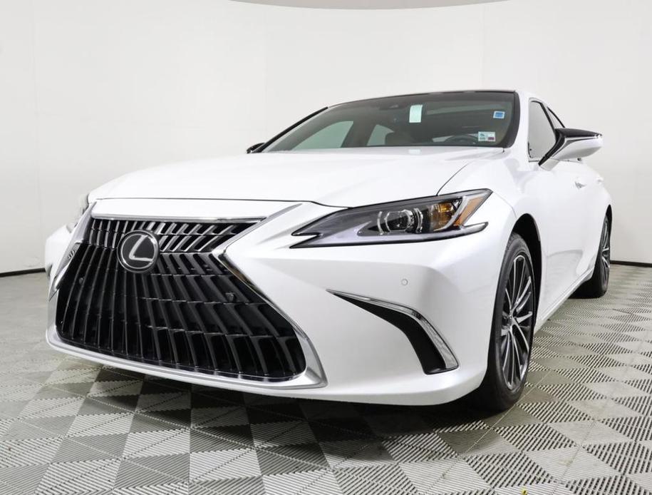 new 2025 Lexus ES 350 car, priced at $51,419