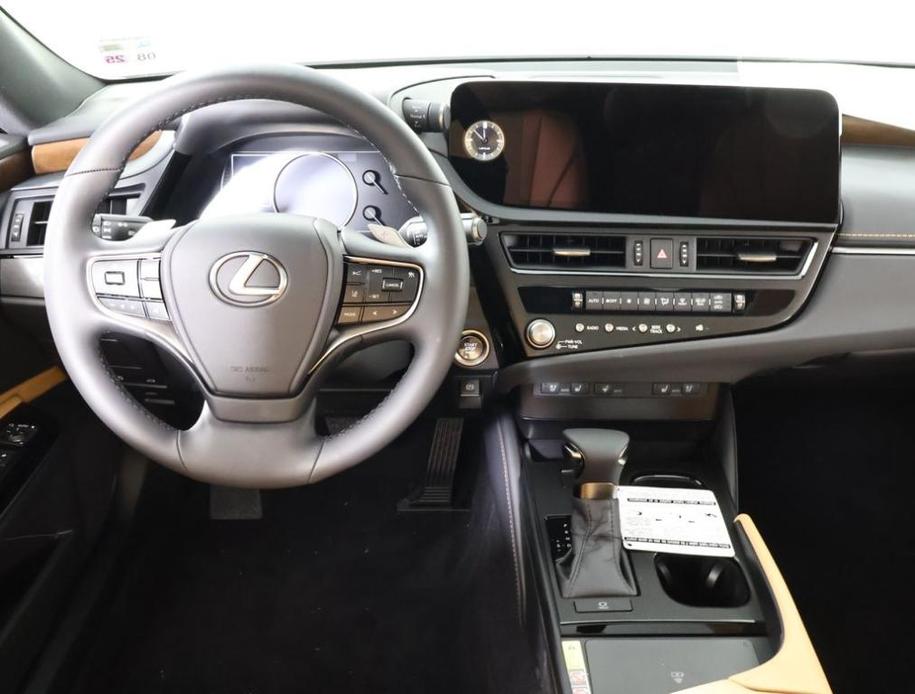 new 2025 Lexus ES 350 car, priced at $51,419