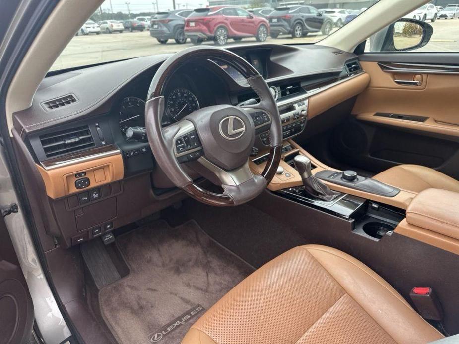 used 2016 Lexus ES 350 car, priced at $23,925