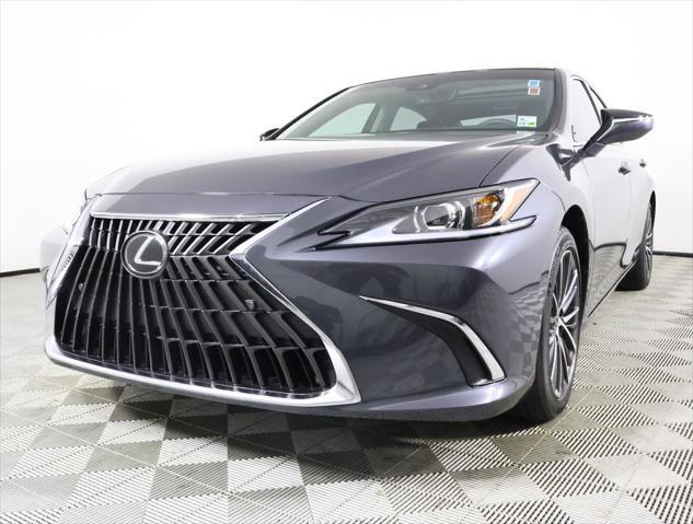 used 2025 Lexus ES 350 car, priced at $47,999