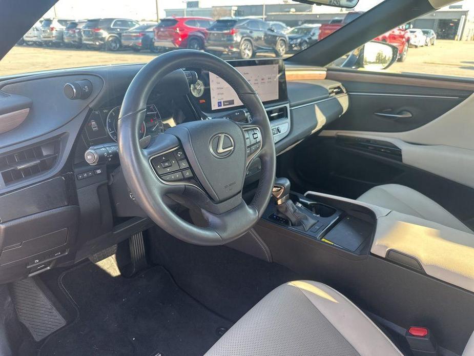 used 2024 Lexus ES 350 car, priced at $44,994