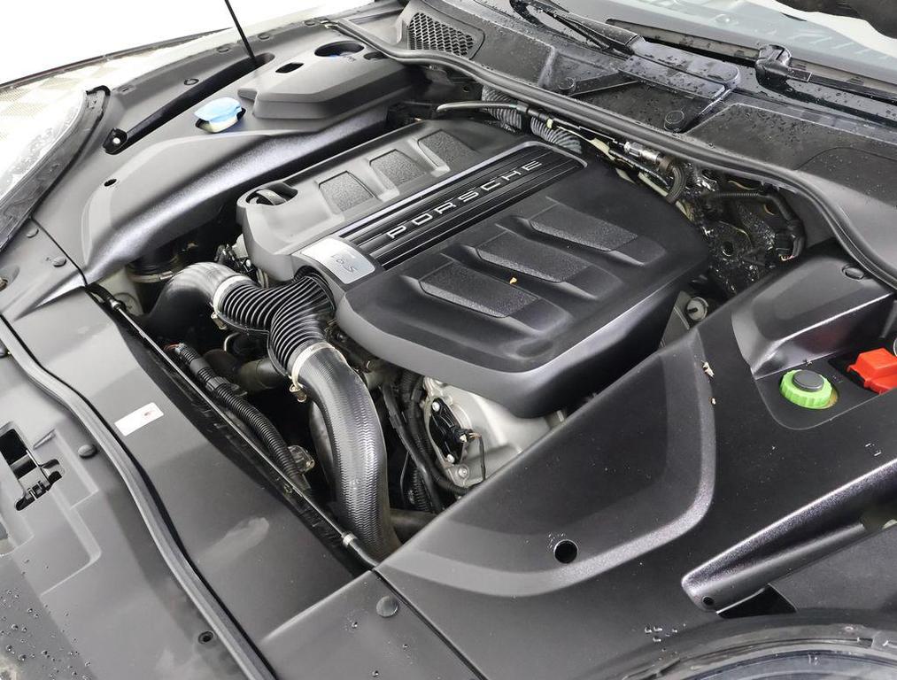 used 2018 Porsche Cayenne car, priced at $29,997