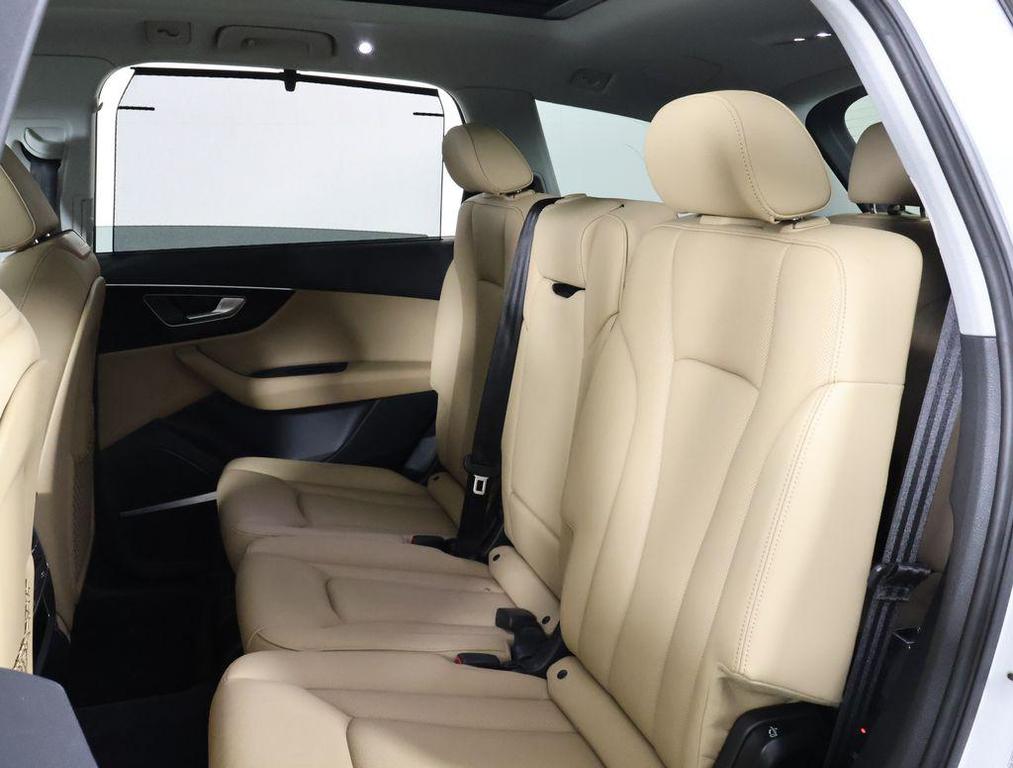 used 2021 Audi Q7 car, priced at $24,441