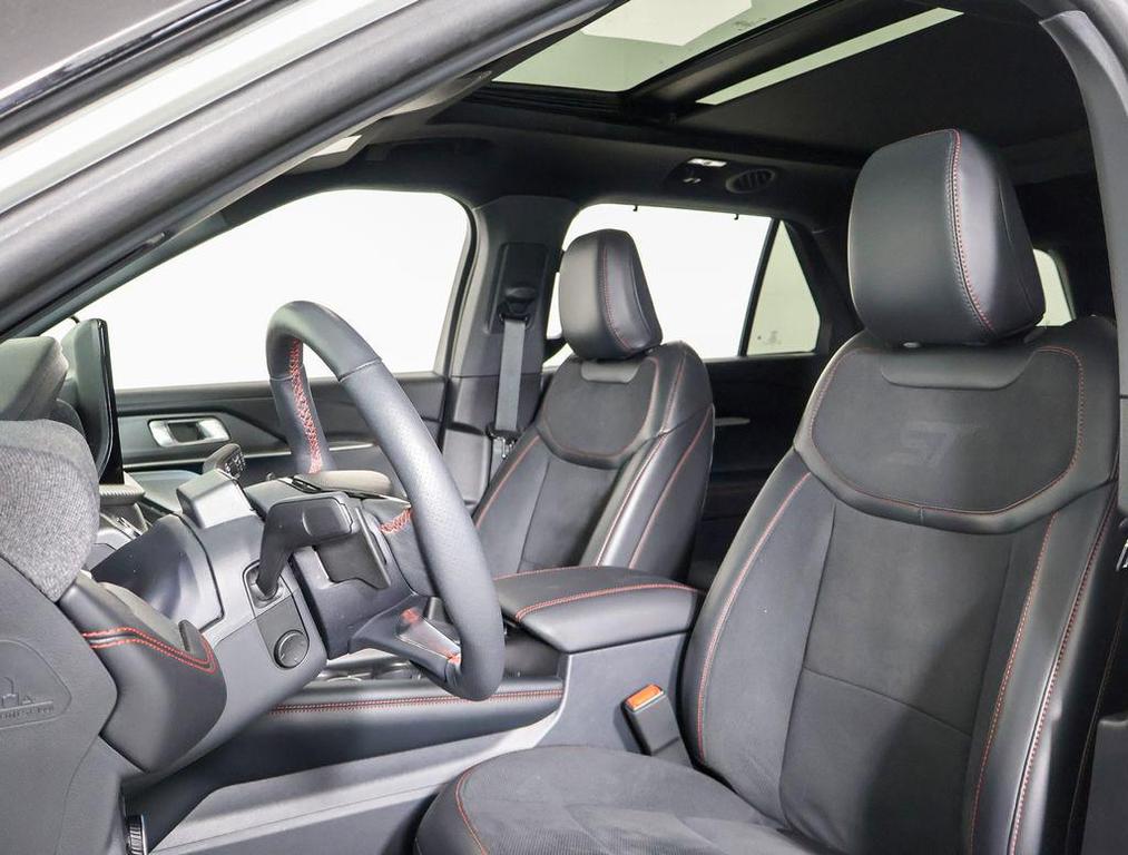 used 2025 Ford Explorer car, priced at $54,994
