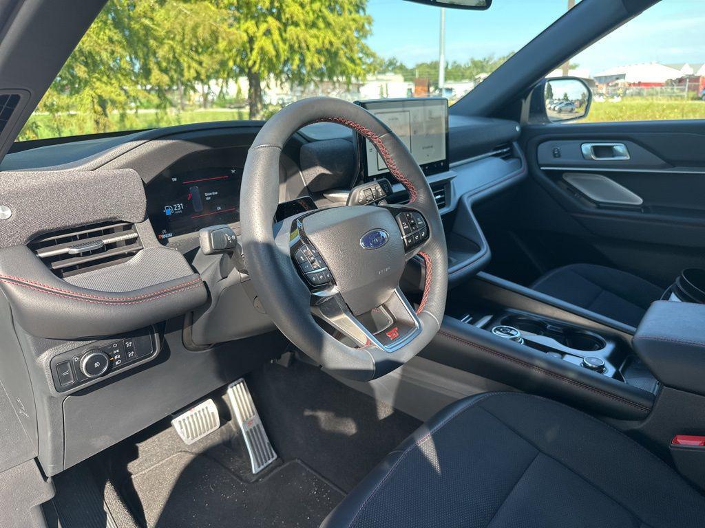 used 2025 Ford Explorer car, priced at $54,994