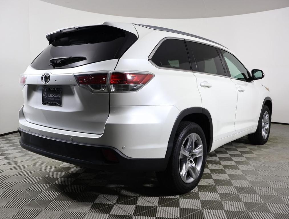 used 2016 Toyota Highlander car, priced at $19,991