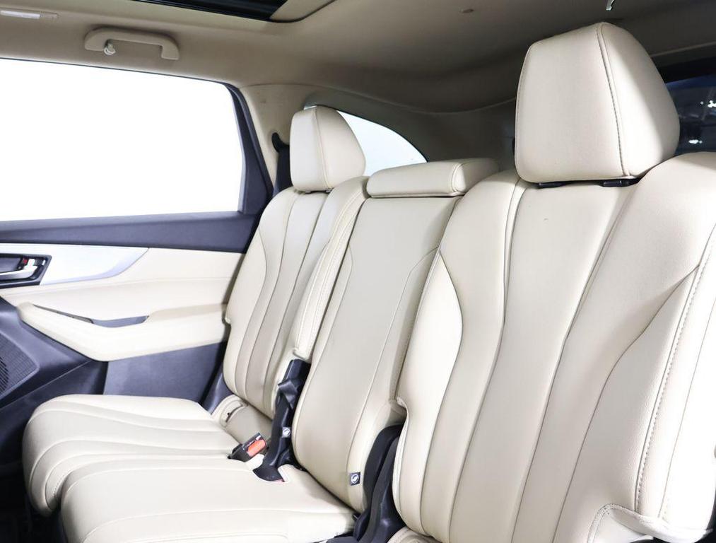 used 2022 Acura MDX car, priced at $35,498