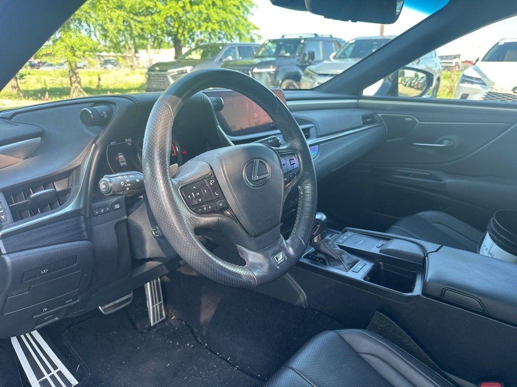 used 2021 Lexus ES 350 car, priced at $32,992